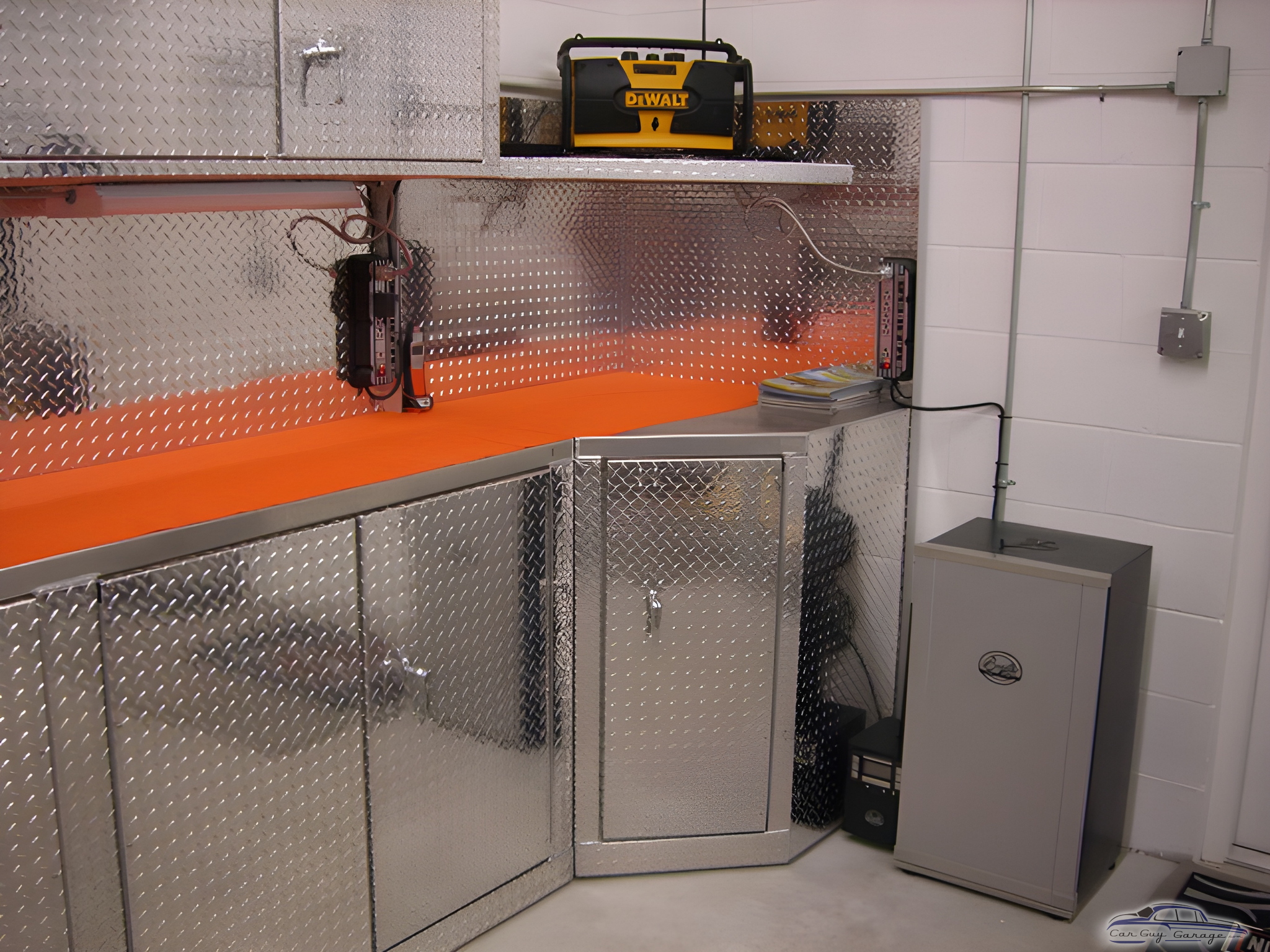 Diamond Plate Garage Cabinets and Workbench - Gene from Chicago, IL