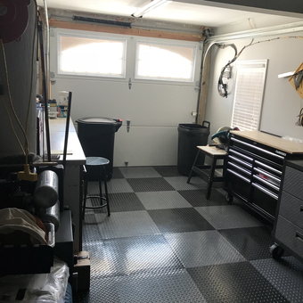 Diamond Plate Garage Flooring and Tool Storage - Dons Garage from Elmwood Park, New Jersey