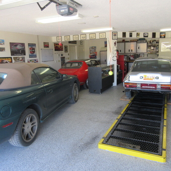 Classic Car Garage With Lift, Cabinets, Wall Art - Joe from Placitas, NM