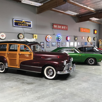 Classic Cars and Vintage Neon Signs in Garage - Dave Woody from Long Beach, CA