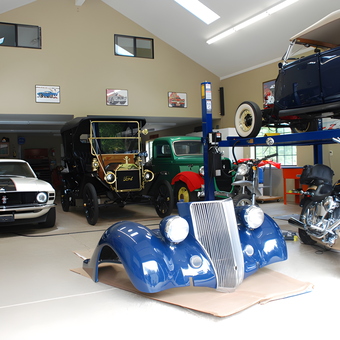 Classic Cars and Motorcycles in Spacious Garage - Kent from Los Gatos, CA