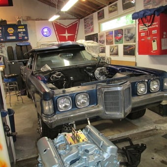 Classic Pontiac Restoration Garage with Engine Parts - Pontiac Bill from Evansville, IN