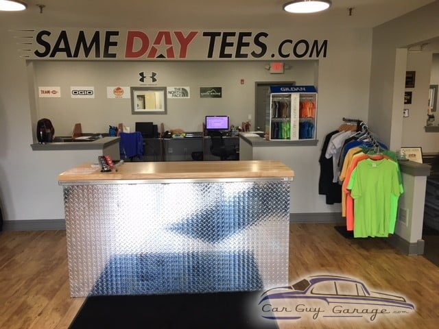Same Day Tees Showroom from Franfort, IL