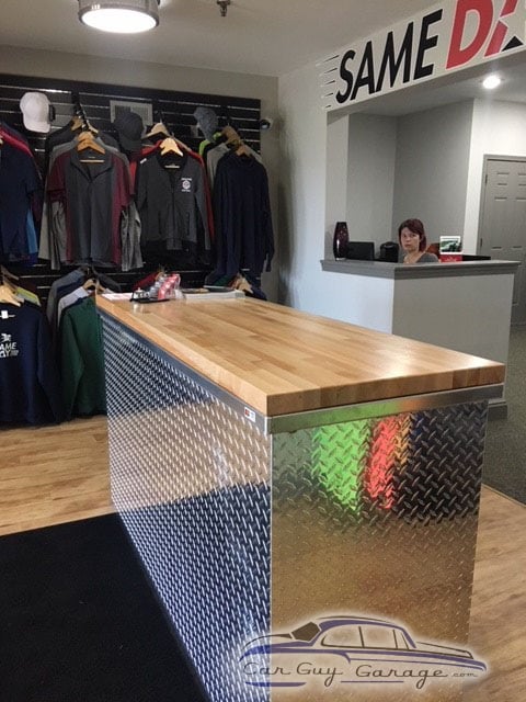 Same Day Tees Showroom from Franfort, IL