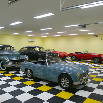 Classic Cars in Checkered Garage with Bright Lighting - Wyn from Mishawaka, IN