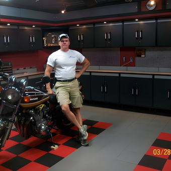 Garage with Black Cabinets, Red Tool Chest, Motorcycle - Dan from Gainesville, FL