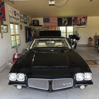 Classic Car, Motorcycle, and Wall Decor in Spacious Garage - Hollywood from Blue Mounds, WI