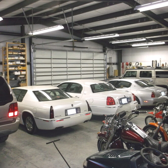 Spacious Garage with Cars, Motorcycles, and Storage - Lyle from Summerfield, NC