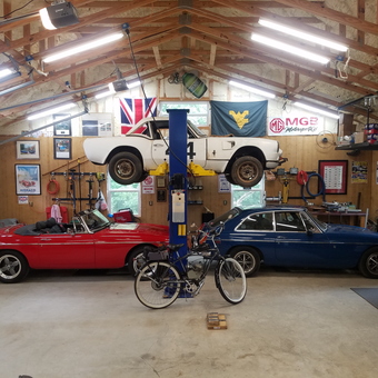 Classic Car Garage with Lift and Tools - Tom's Garage from Ellijay, GA