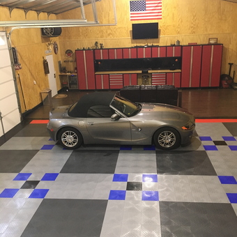 Modern garage with modular flooring and cabinets - Rickey from Signal Mountain, TN