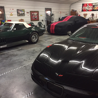 Classic Corvette Garage with Wall Decor - Landspeedracer from Tallapoosa, Ga.