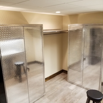 Diamond Plate Cabinets and Garage Stool - Sal's Sportsman's Closet