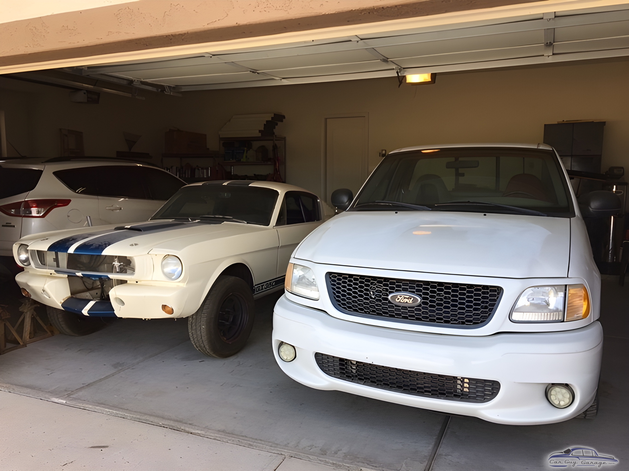 Classic and Modern Cars in Spacious Garage - Old Gringo from Queen Creek, Arizona