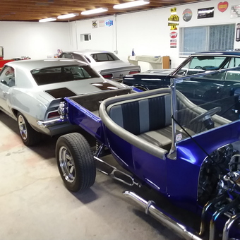 Classic Car Collection in Spacious Garage - Gary from Susanville, CA