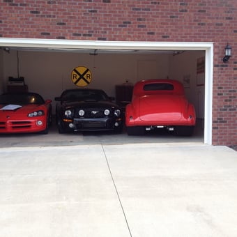Classic and Modern Cars in Brick Garage - Jim from Bardstown, KY