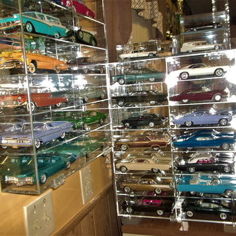 Acrylic Wall Display Cases With Diecast Cars - caddyman