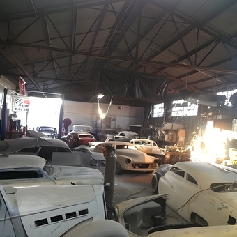 Classic Car Restoration Garage with Vintage Cars - Jesse from Los Angeles, CA