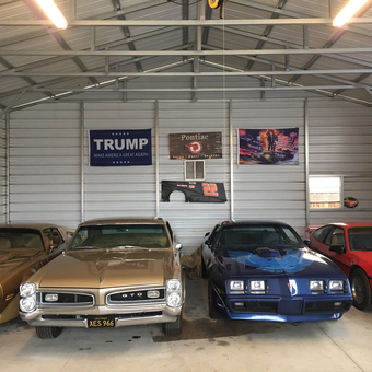 Classic Pontiac Cars and Garage Decor - Bandit from Bakersfield, CA
