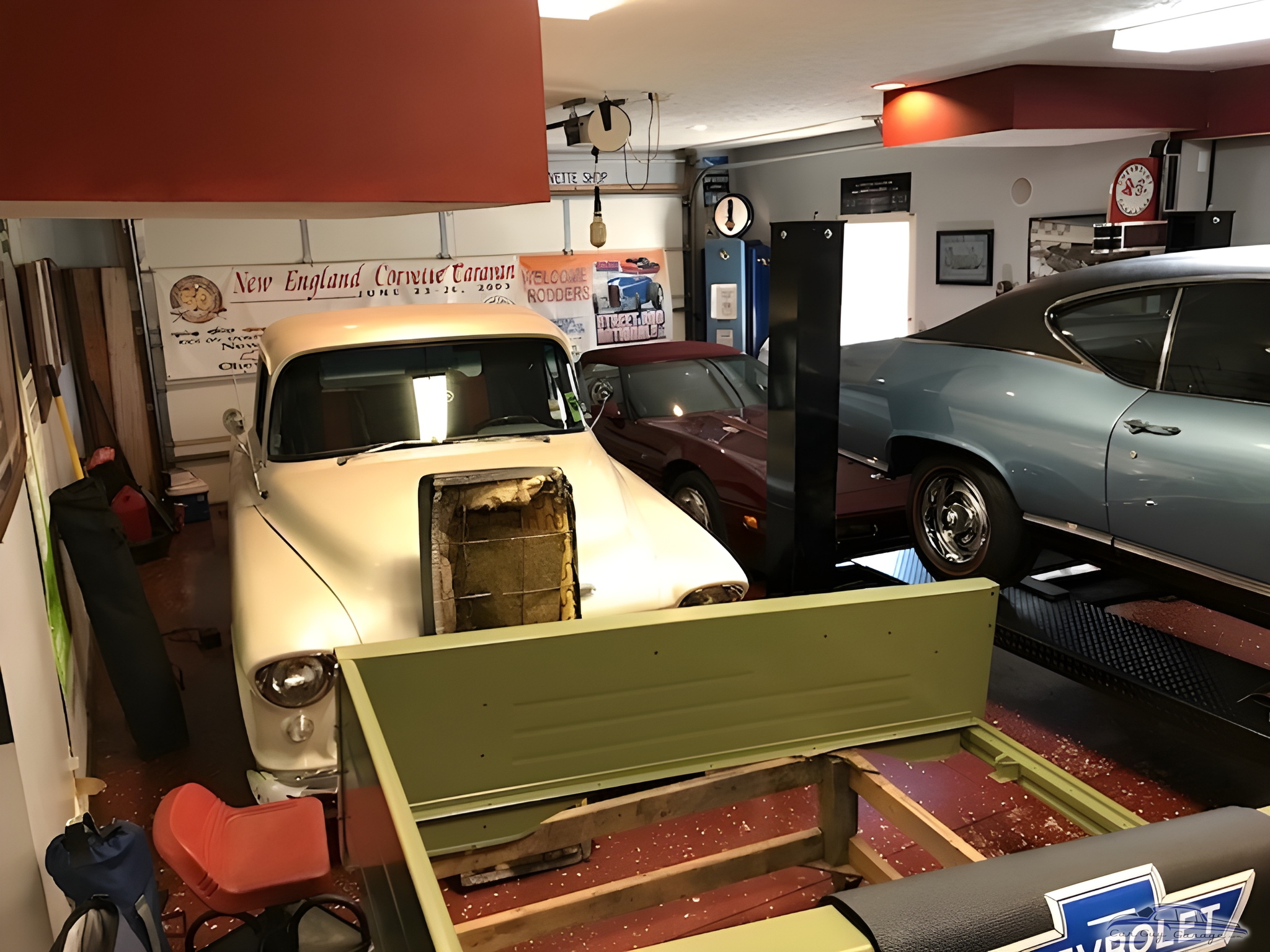 Classic Car Garage with Lift and Wall Signs - Bill from Louisville, KY