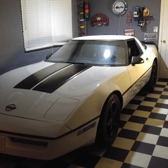 Classic Corvette Garage with Checkered Floor - downshifter from LARGO, FL