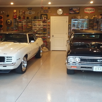 Classic Car Garage with Wall Decor and Display Cases - Johnny from Warner Robins, GA