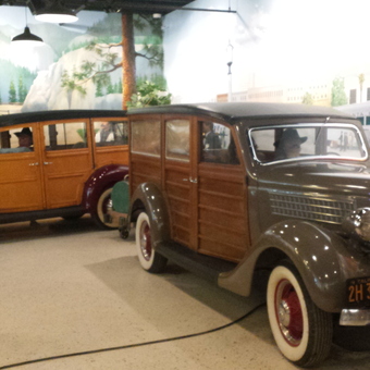 Classic Woodie Wagons and Train Mural Display - DANNY from Walnut, CA
