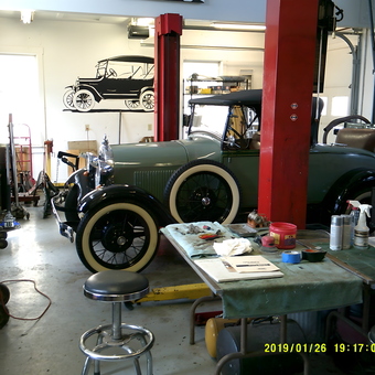 Classic Car Restoration Garage with Lift and Tools - Paul from Granville, OH