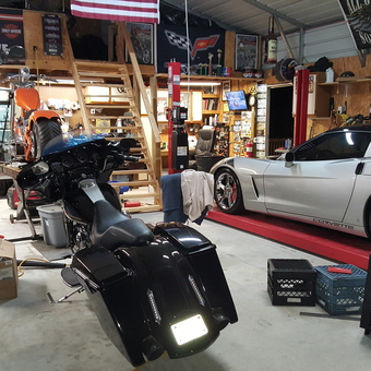 Garage with Corvette, Motorcycles, and Car Lift - James from Winter Springs, FL