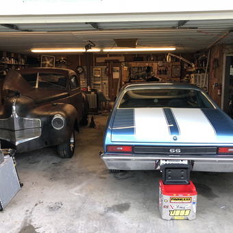 Classic Cars in Well-Equipped Garage - Joe from Milan, TN