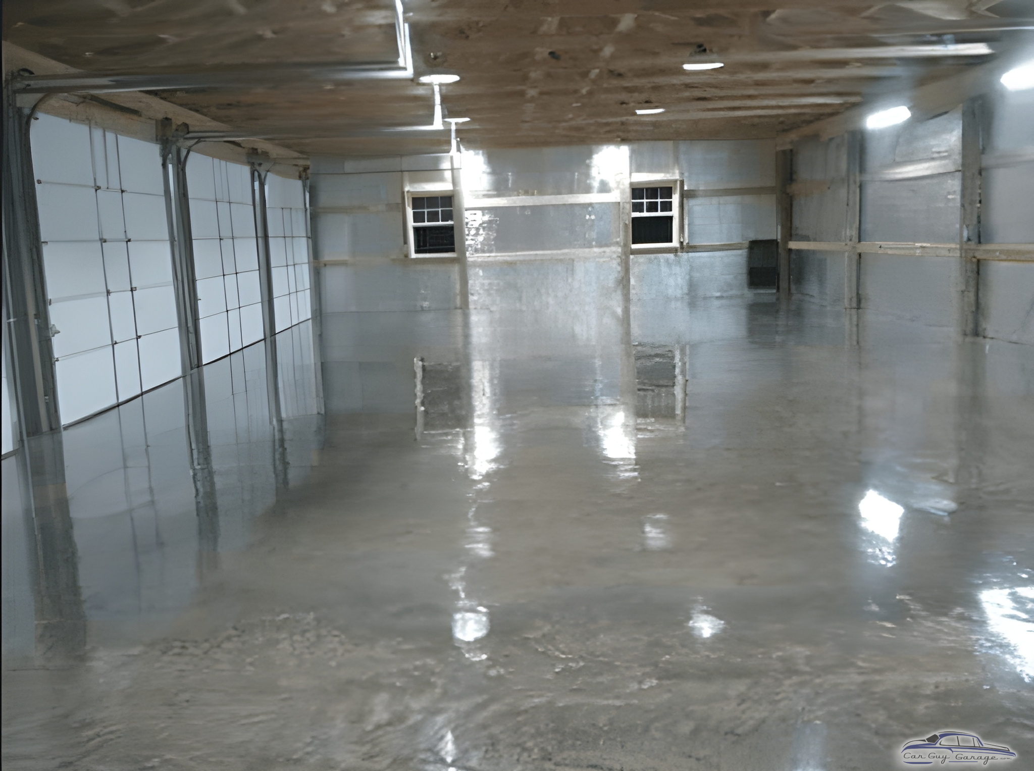 Spacious Garage with Epoxy Floor and Overhead Doors - Roger from Hohenwald, TN