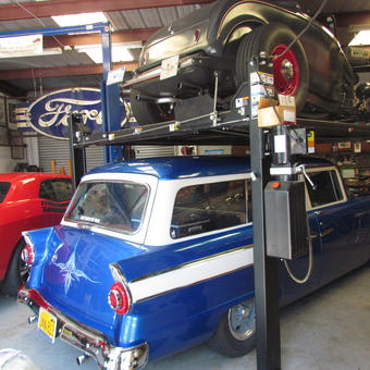 Classic Car Garage with Four Post Lift and Tools - John from Vallejo, CA