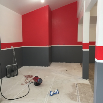 Modern Two-Tone Garage Walls With Heater - Mike from Estes Park, CO
