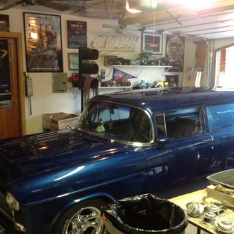 Classic Car Garage With Wall Art and Storage - Phil from Carson City, NV