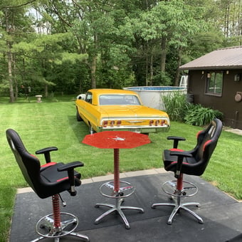 Garage Chairs and Table with Classic Car Display - Steve from Caledonia