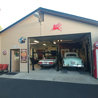 Classic Car Garage with Lift and Mobilgas Pump - Greg from Boise, ID