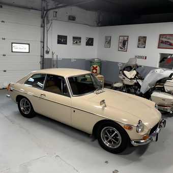 Classic Car Garage with Wall Art and Tools - Carl from Wanaque, NJ