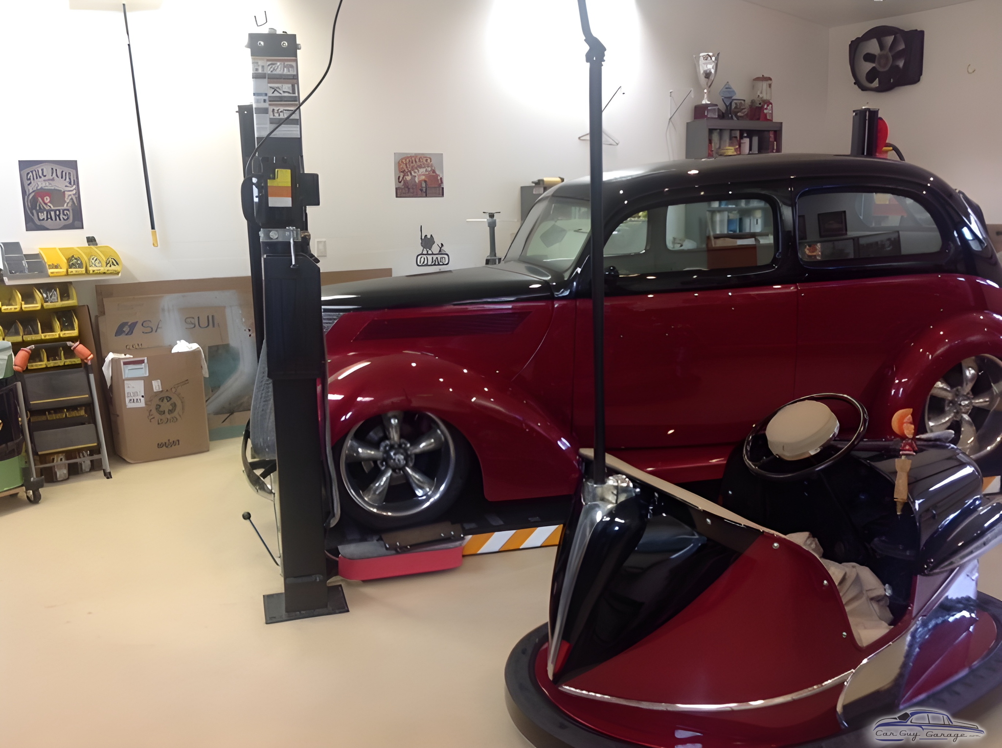 Classic Car Garage with Lift and Storage - Alain from Corral de Tierra, CA