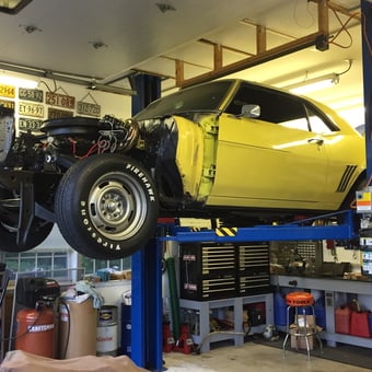 Classic Car Restoration Garage With Lift and Toolboxes - Jack from Baltimore, MD