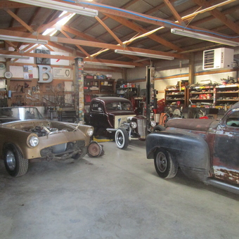 Classic Cars and Garage Tools in Spacious Workshop - Steve from Caseyville, IL