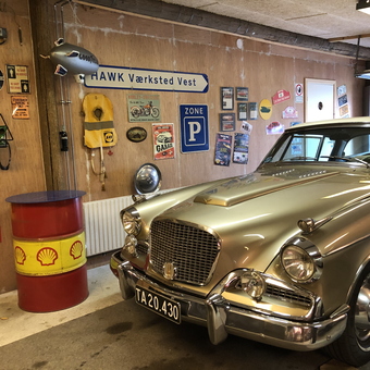 Classic Car Garage with Vintage Signs and Decor - Ulrich Gorm from Herning