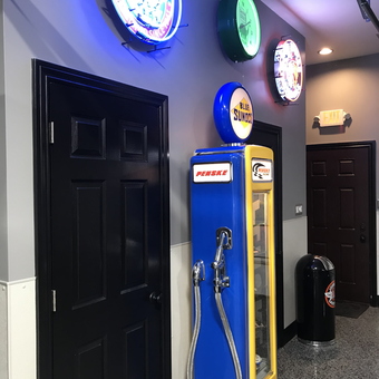 Vintage Neon Garage Signs and Penske Pump Display - Randall