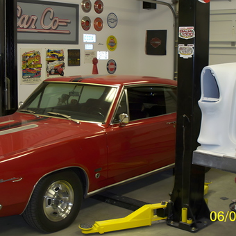Classic Car Garage With Lift and Wall Decor - Larry from Valley Center, CA