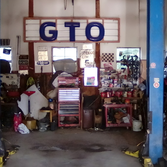 Organized garage with tool chest and car lift - Don from Kewanna, IN
