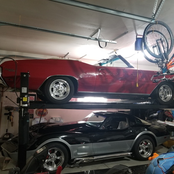 Classic Car Lift with Convertible and Coupe - John from Swartz Creek, MI
