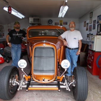 Classic Hot Rod and Vintage Decor in Organized Garage - John from Shelby, OH