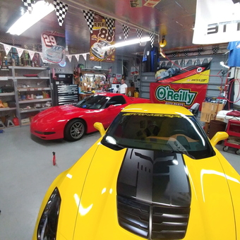 Corvette Garage with Racing Decor and Storage - Roger from Pensacola, FL