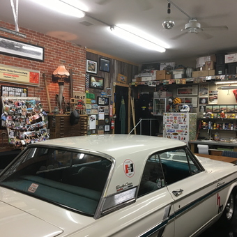Classic Car, Retro Signs, and Garage Decor - Web from Lisbon, IA
