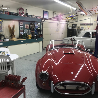 Classic Car Garage with Display Shelves and Lift - BILL
