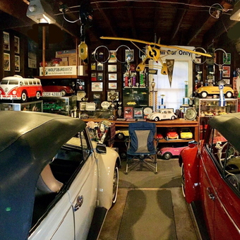 Classic Car Garage with VW Decor and Collectibles - Rick from Langhorne, PA