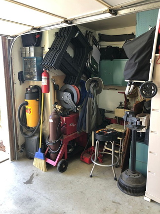 HOTTAXI from Ventura, CA showing Hose and Cord Reels